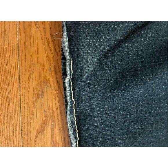 Silver Jeans  - Picture 5 of 6